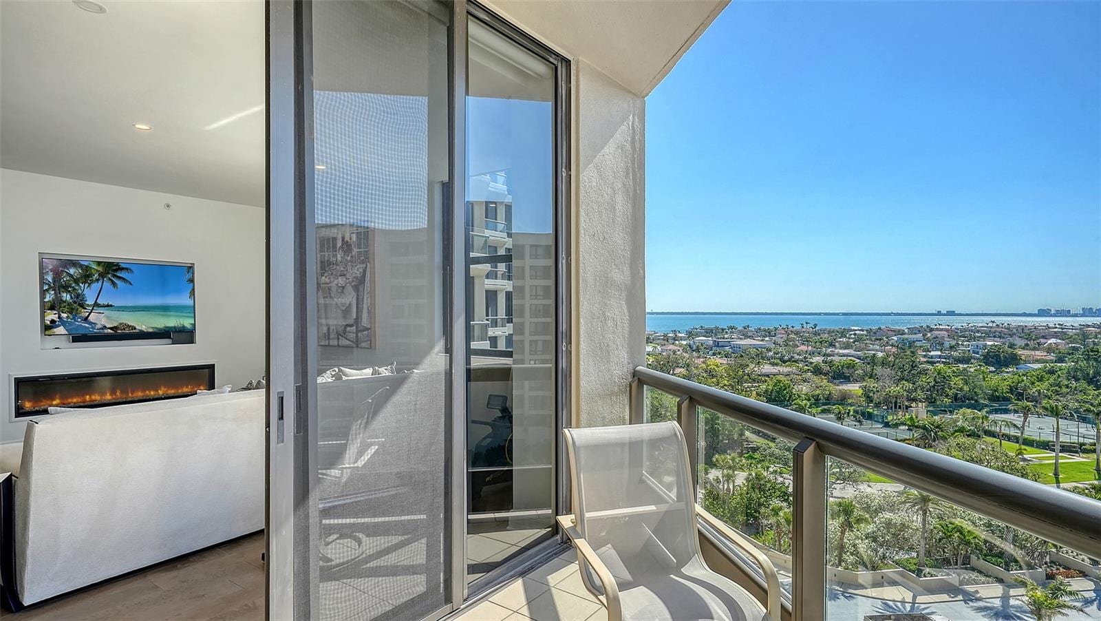 1241 Gulf Of Mexico Dr #803 photo 4
