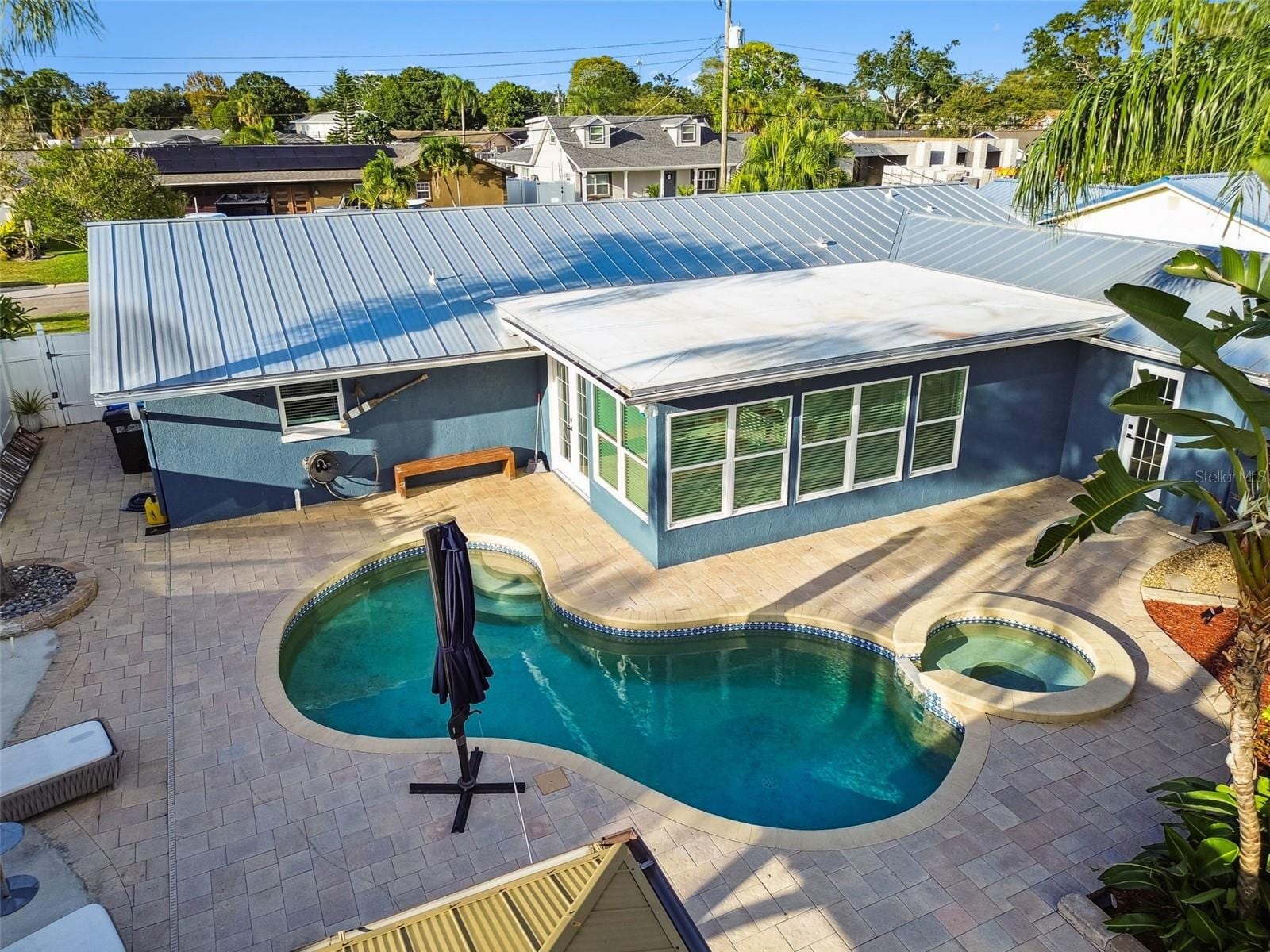 8708 Thornwood Ln photo 3