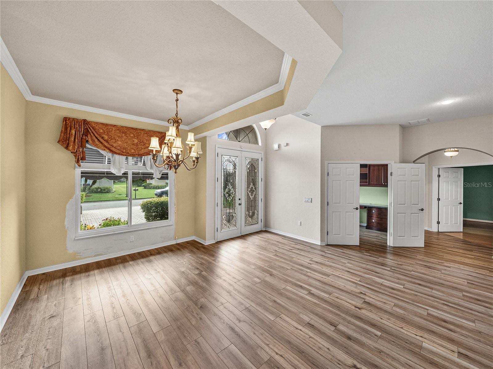 4004 Sable Loop Dr photo 5