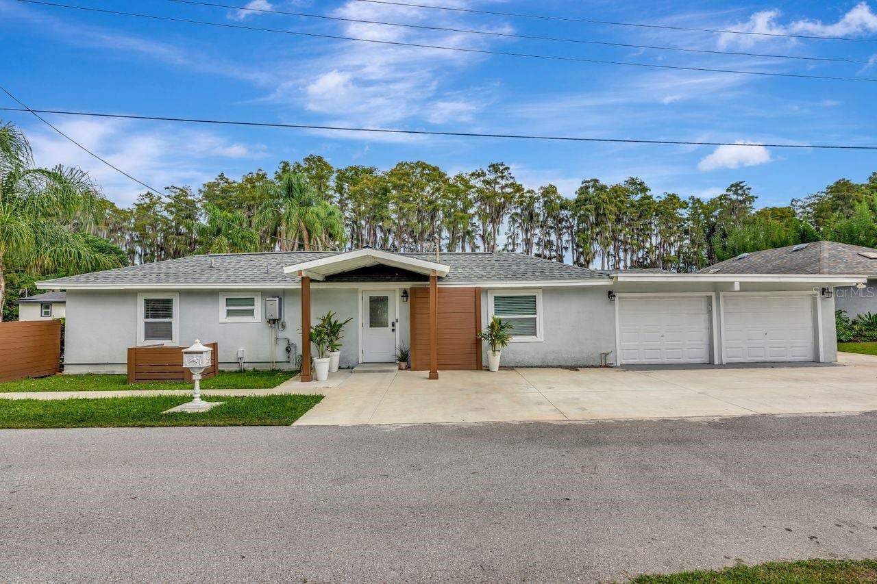 19207 Crooked Ln photo 5