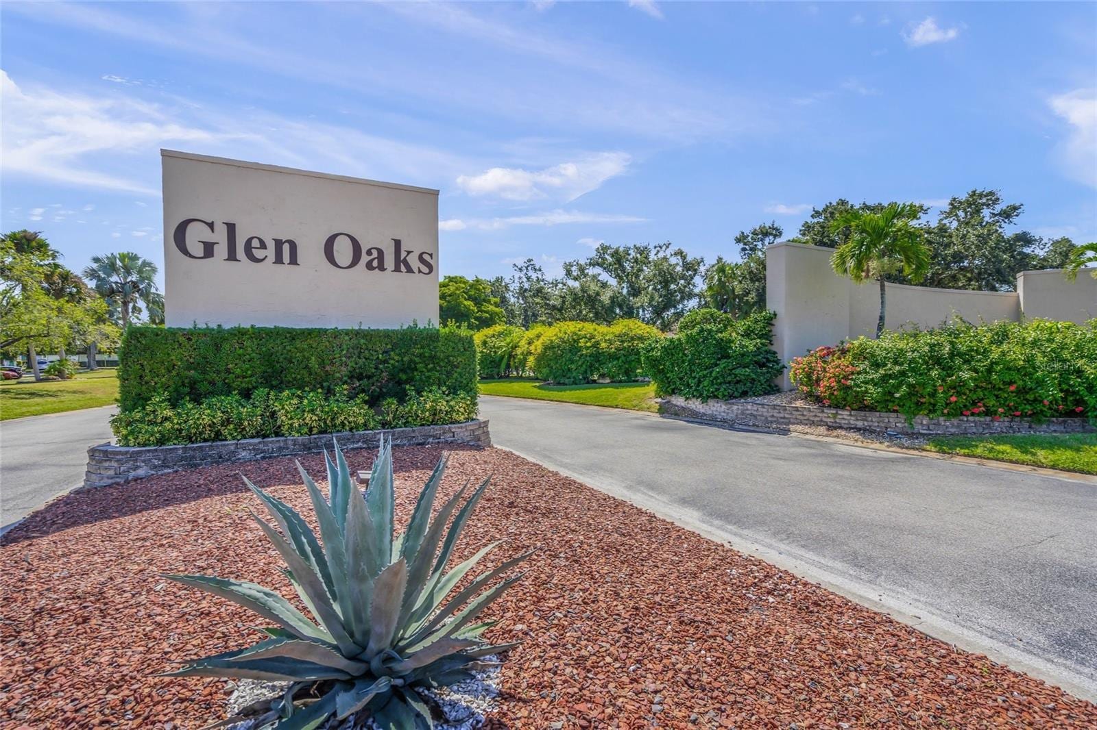 1325 Glen Oaks Dr E #133 photo 3