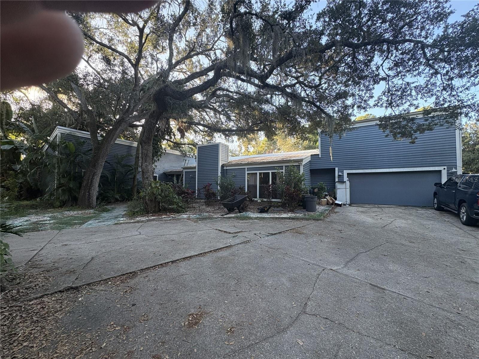 4889 Brigitta Dr photo 3