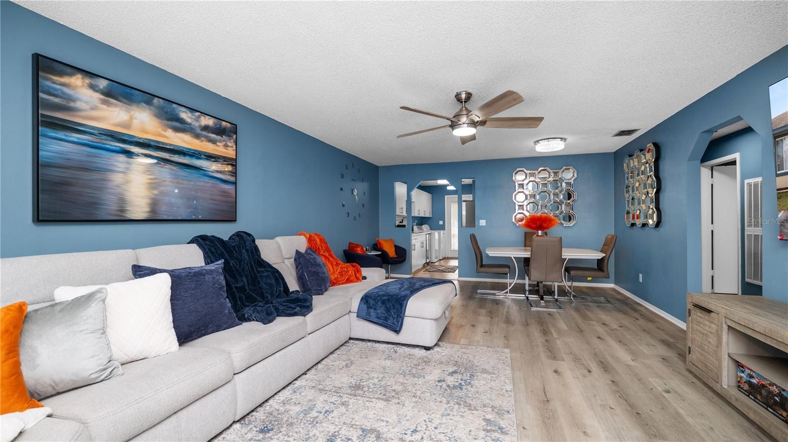 628 Ridge Ter photo 4