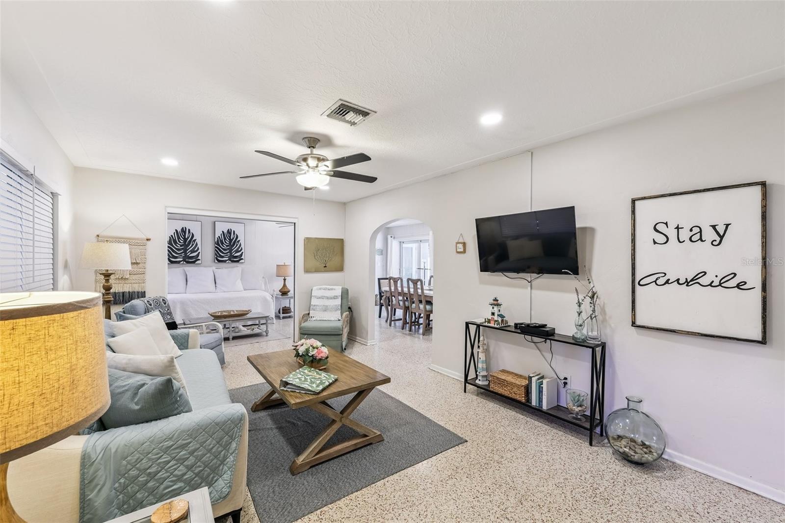 2907 Marshall Dr photo 3