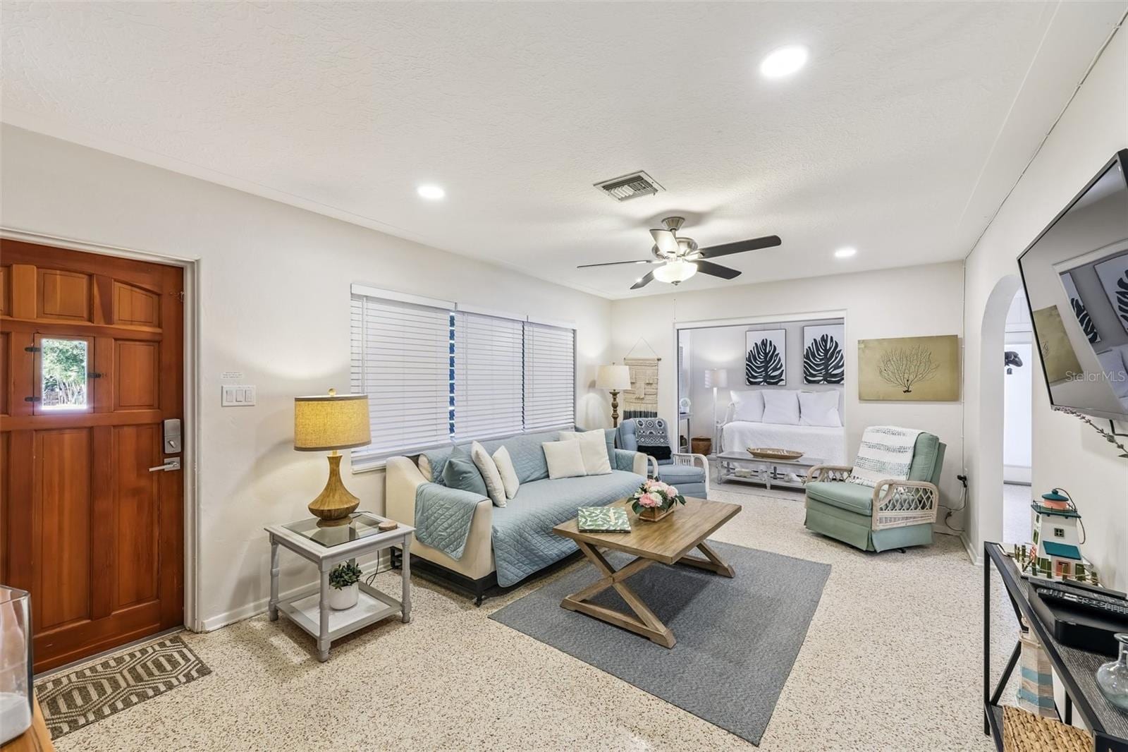 2907 Marshall Dr photo 4