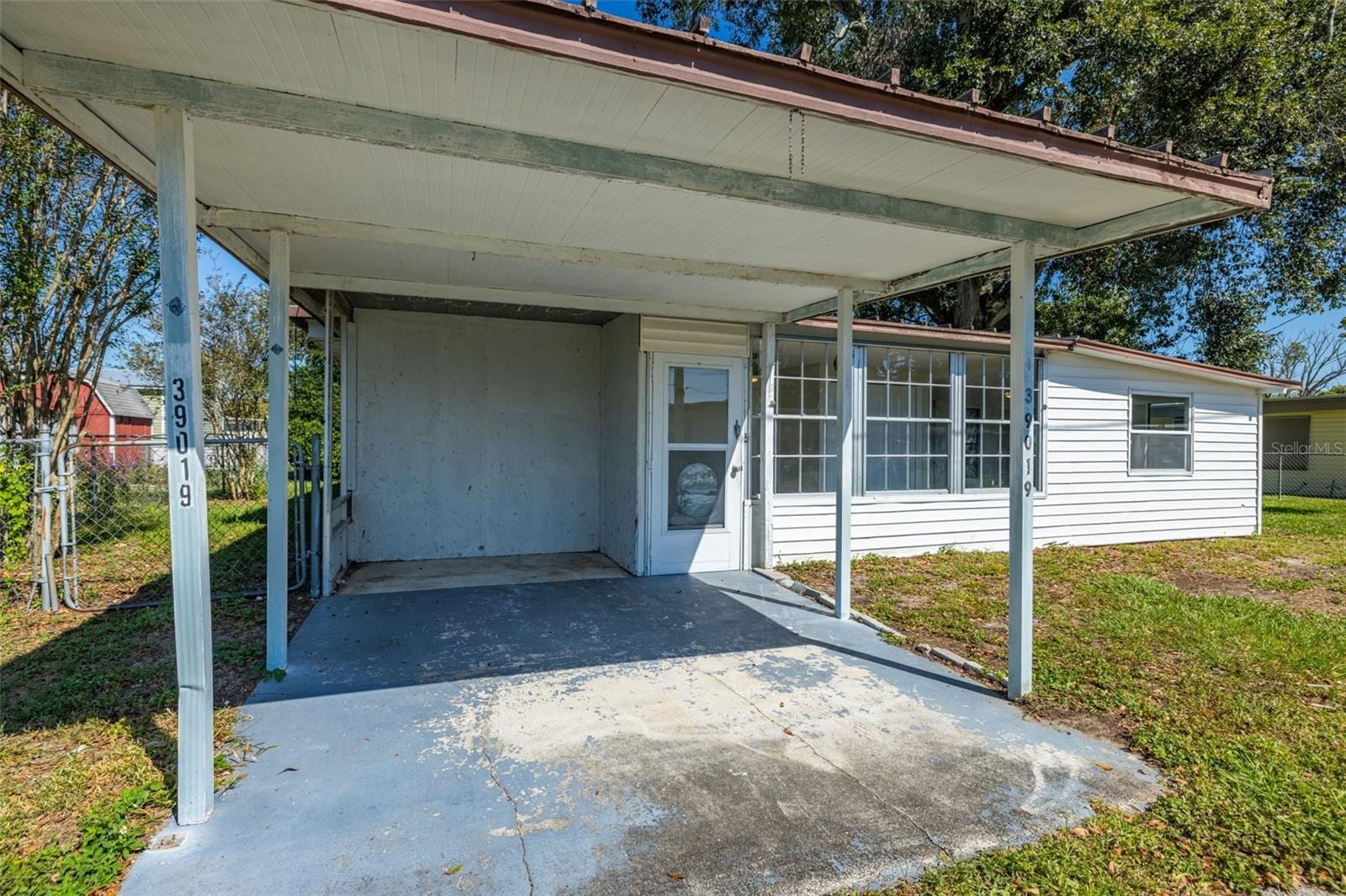 39019 Heath Dr photo 3