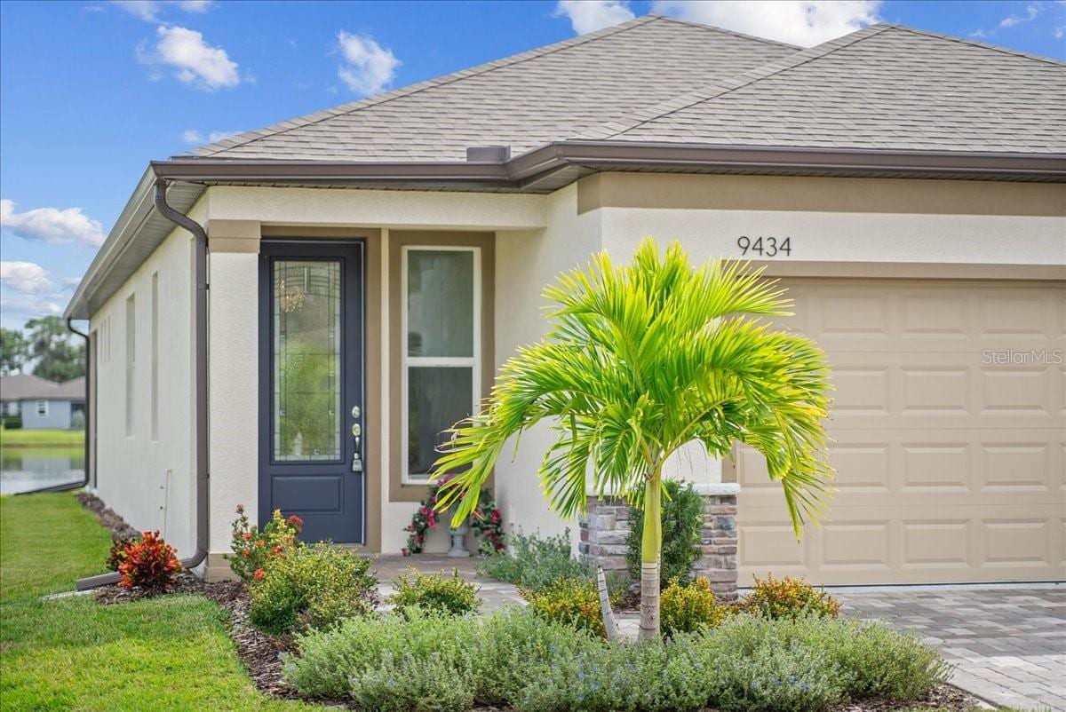 9434 Ballaster Pointe Loop photo 5