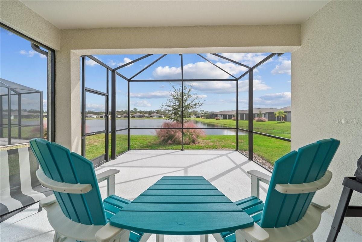 9434 Ballaster Pointe Loop photo 4