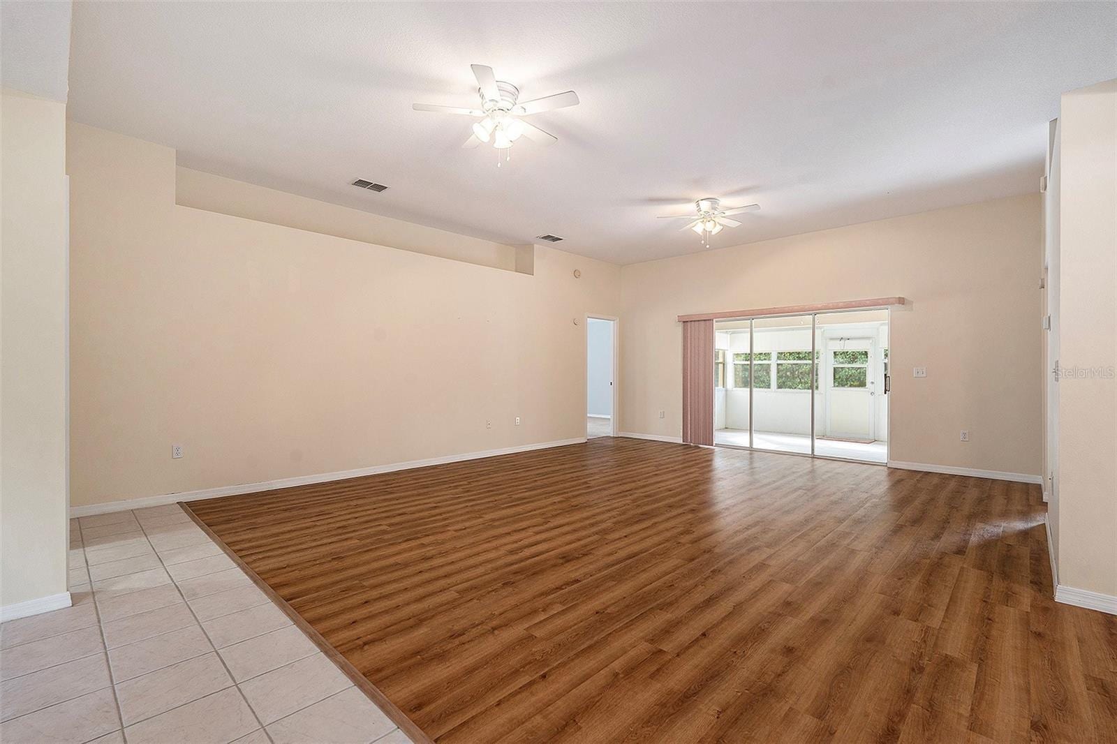 29418 Schinnecock Hills Ln photo 3