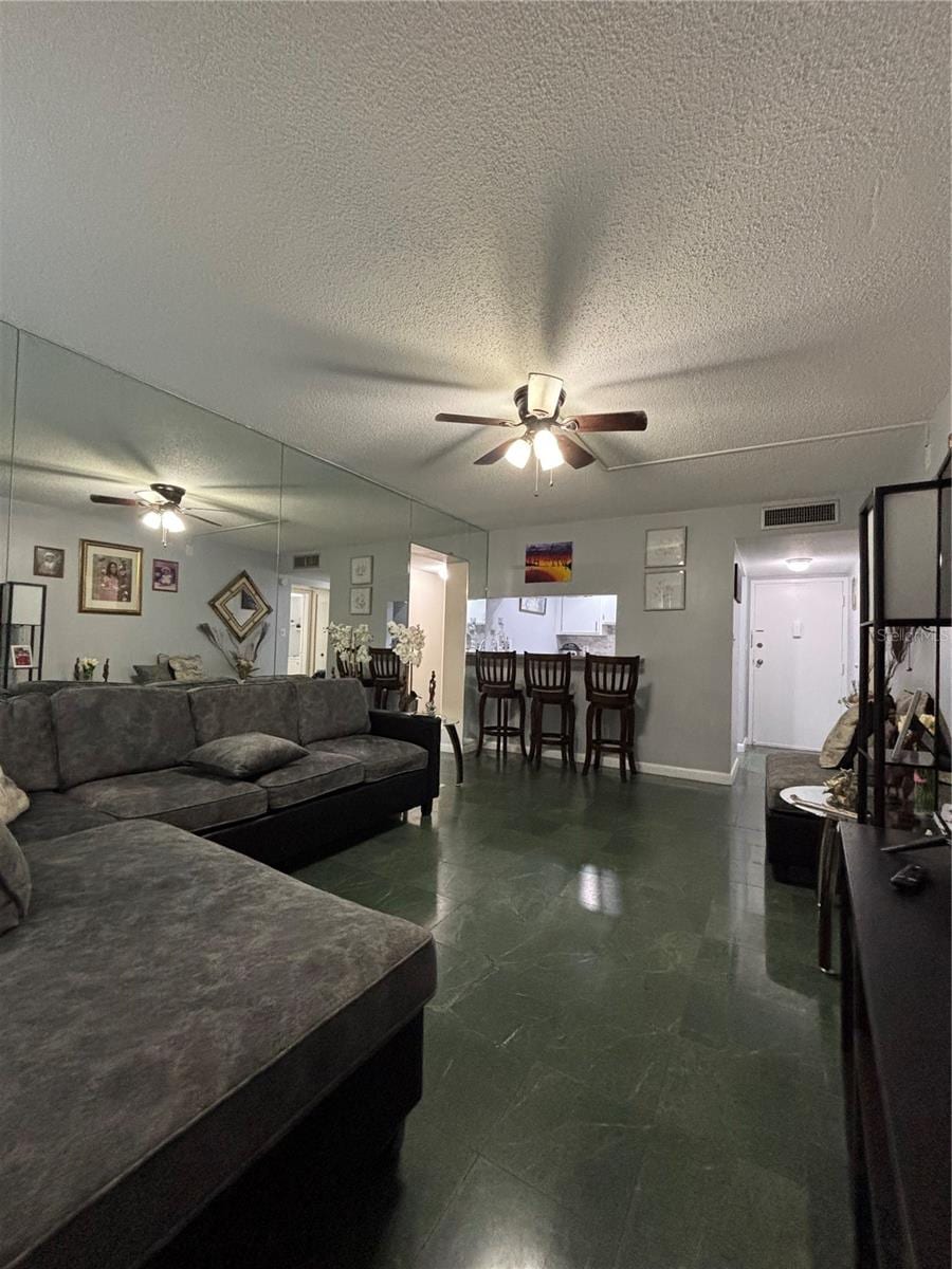 5820 N Church Ave #348 photo 4