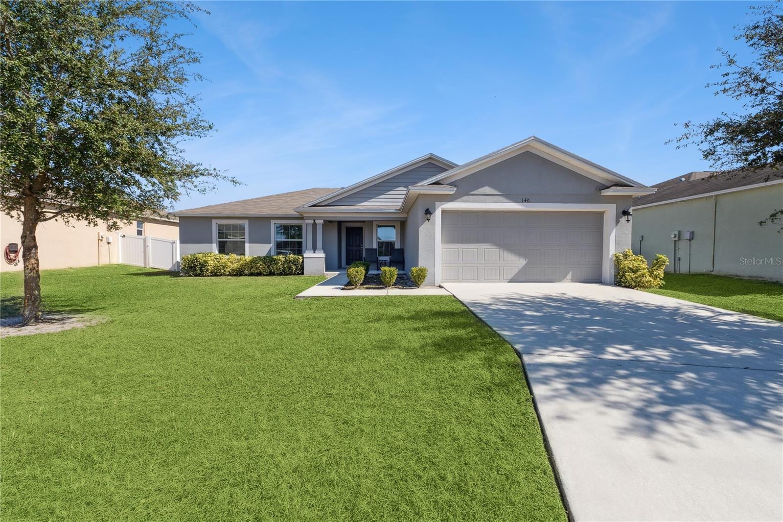 140 Solis Dr photo 2