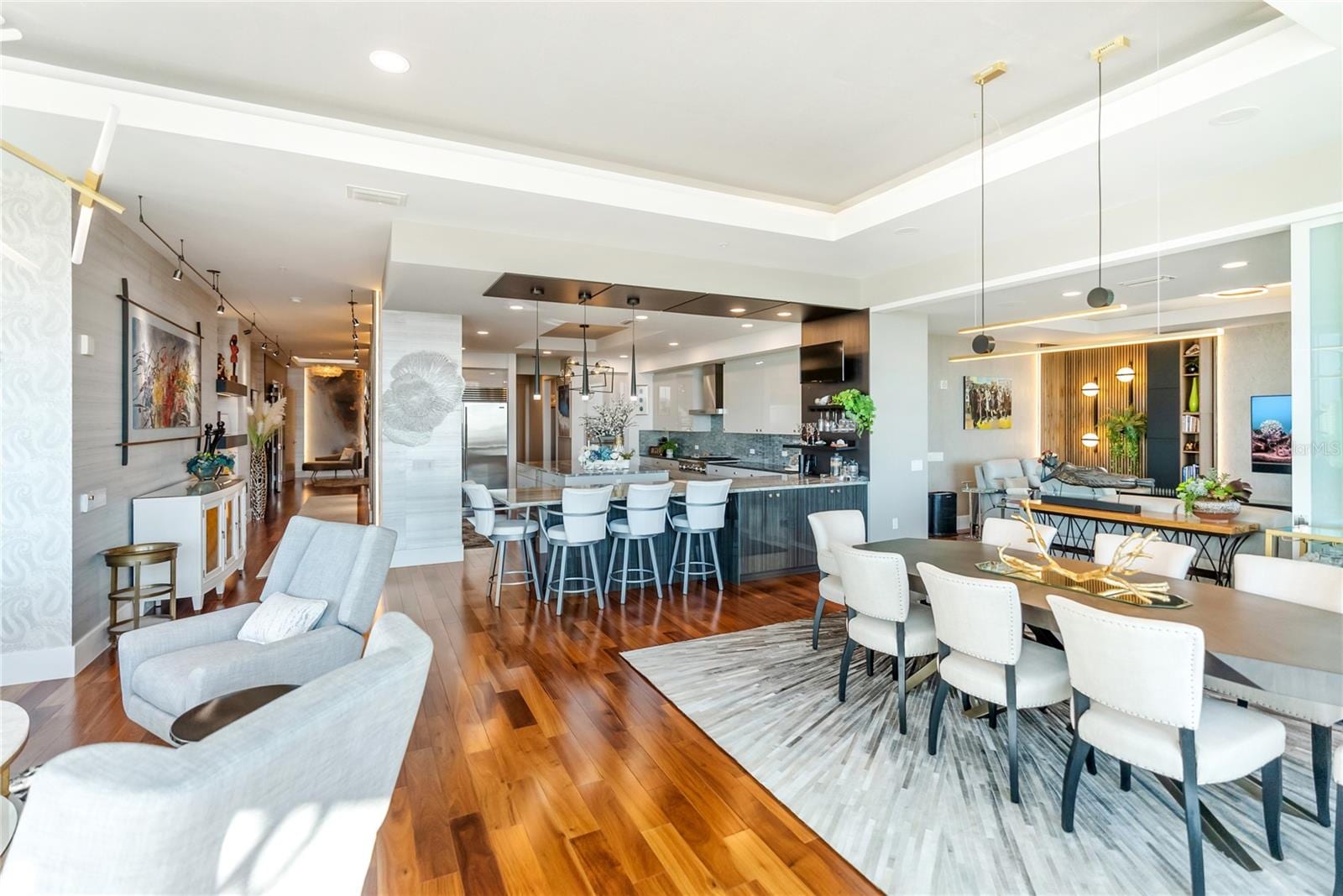 540 N Tamiami Trl #702 photo 5
