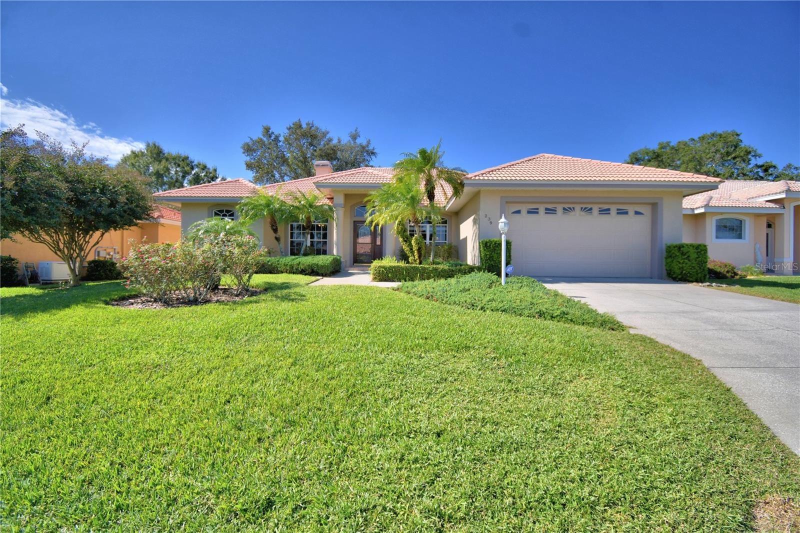239 Golf Aire Blvd photo 4