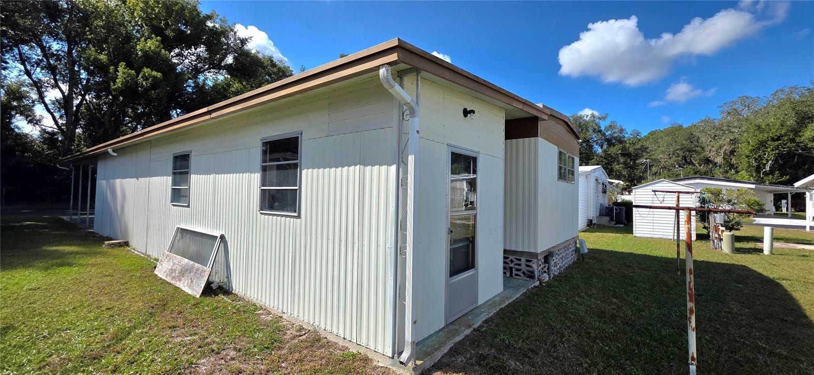 37021 Karen Ave photo 3