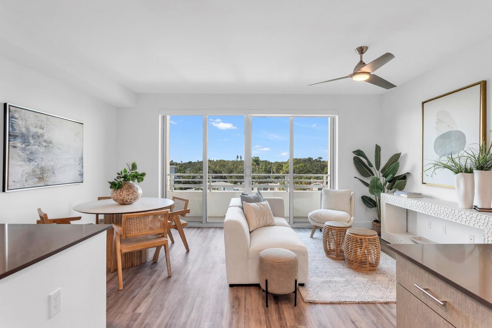1709 N Tamiami Trl #503 photo 3