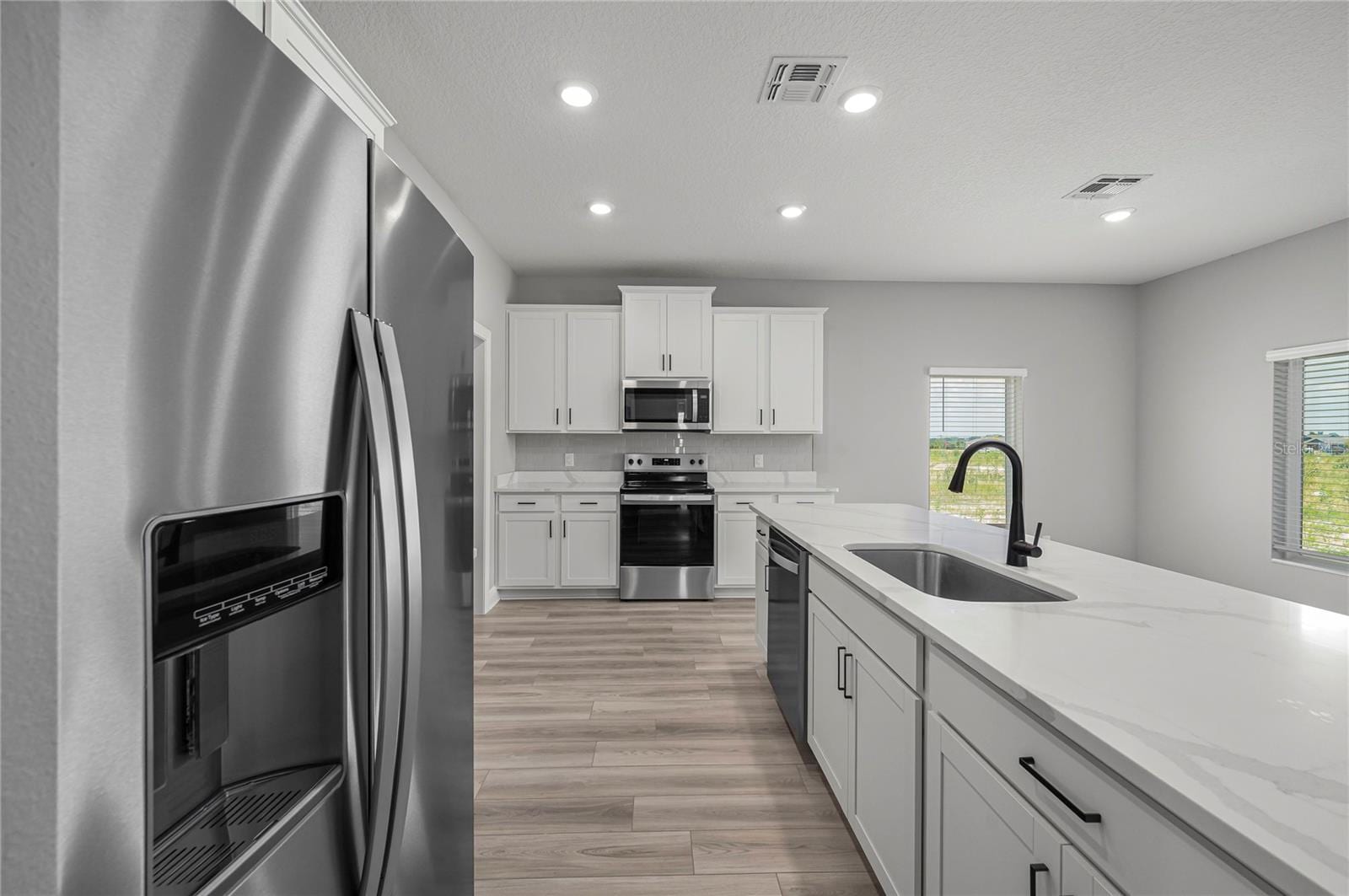 3392 Chinotto Dr photo 2