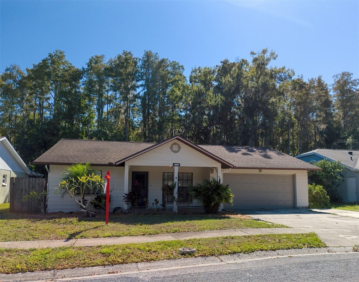 8122 Matthew Dr photo 3
