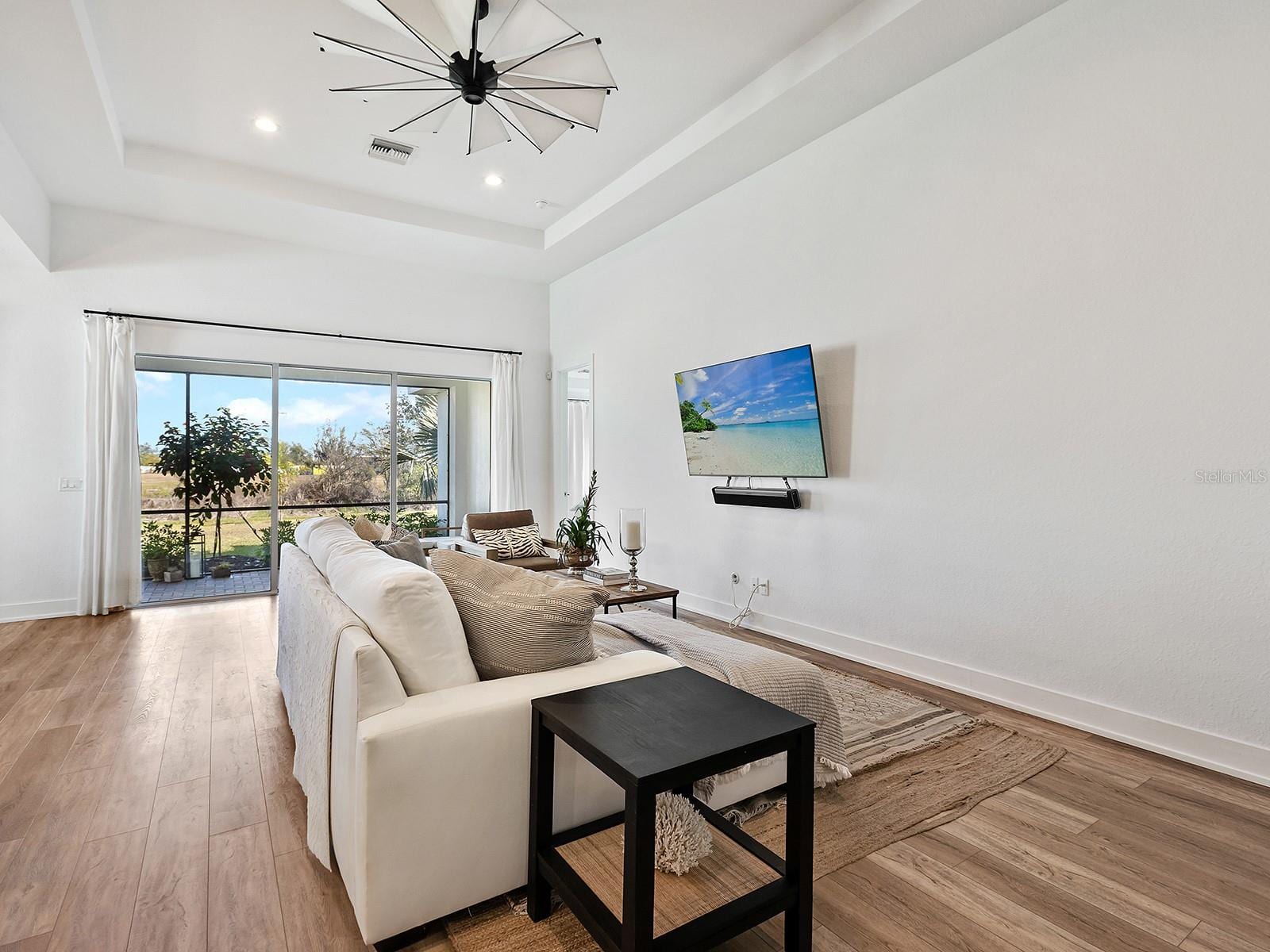 7857 Redonda Loop photo 4