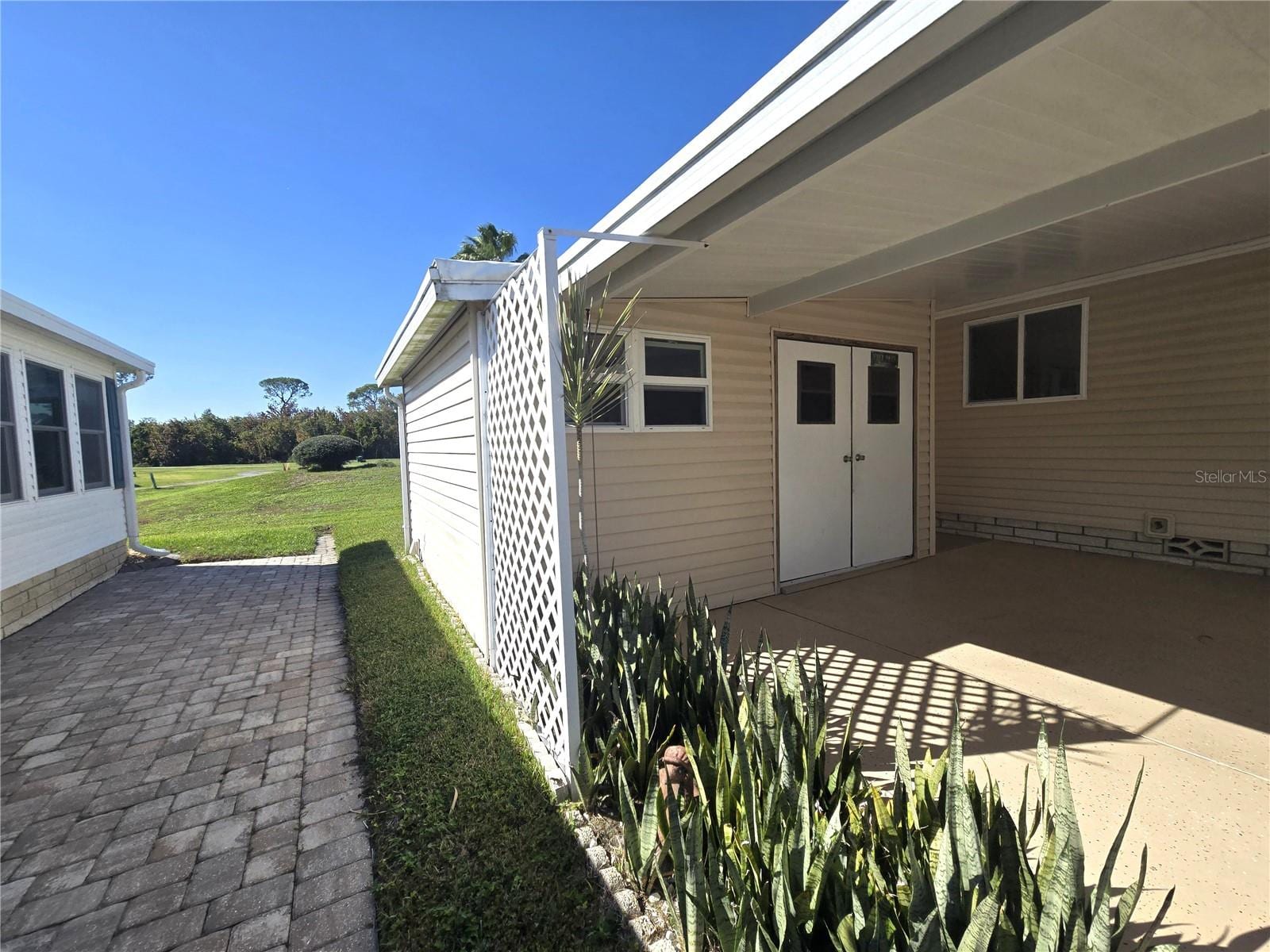 43 Leopold Ln photo 2