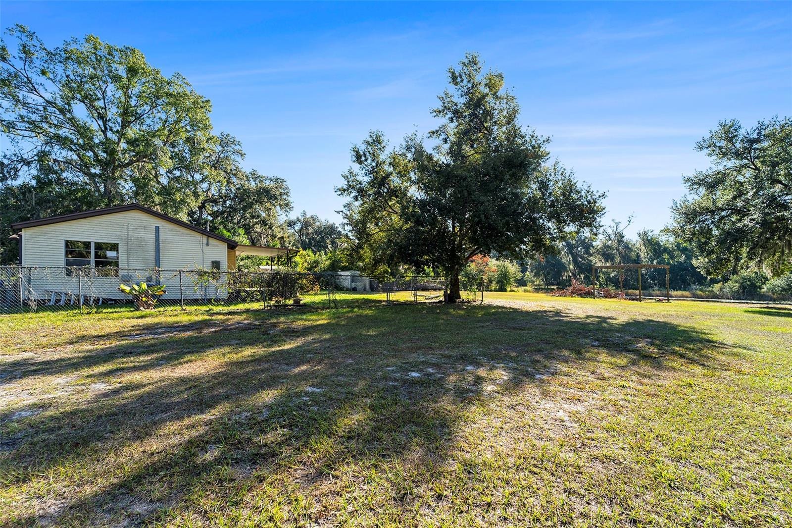 2215 Wallace Rd photo 4