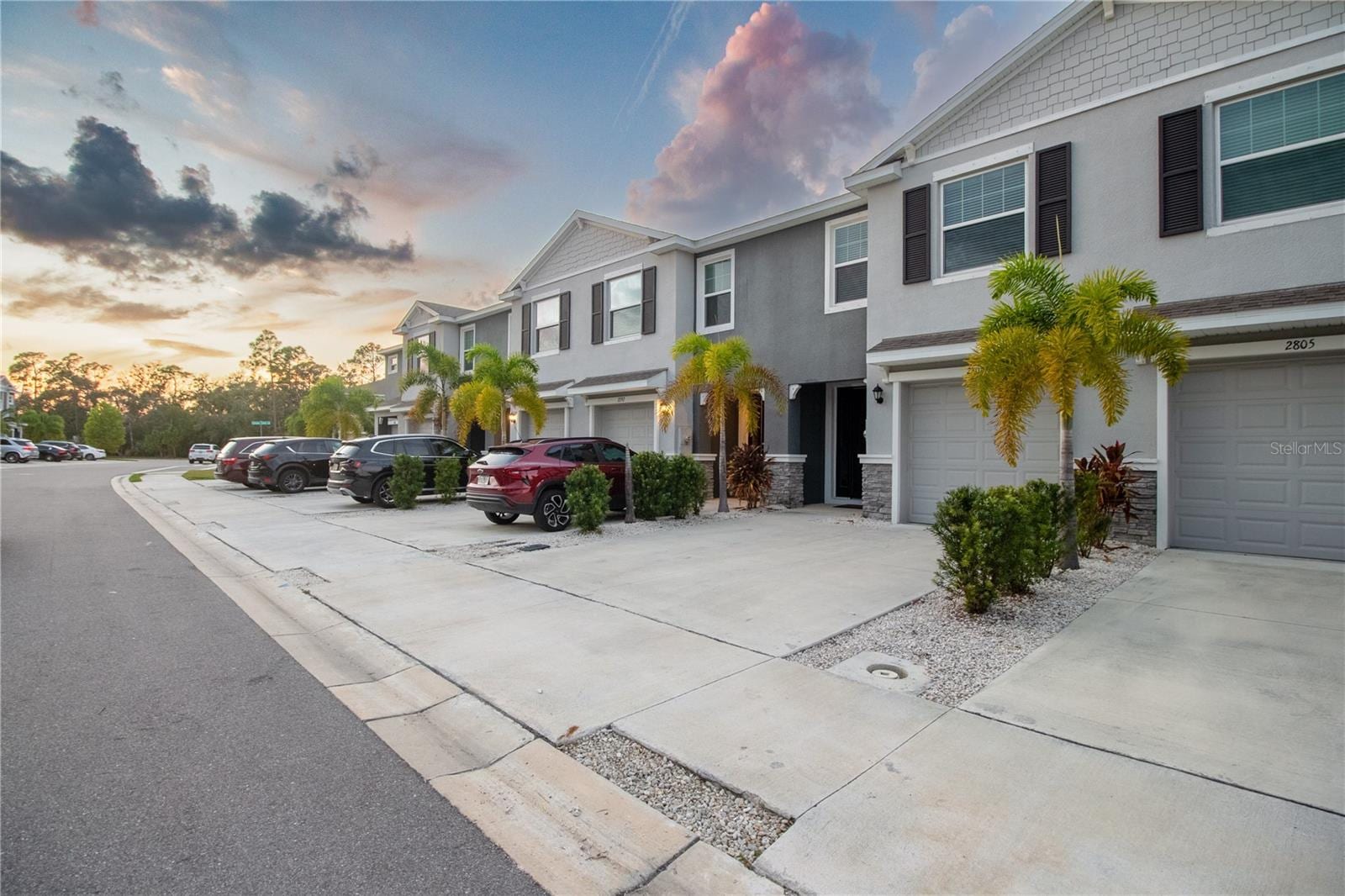 2801 Midnight Pearl Dr photo 4