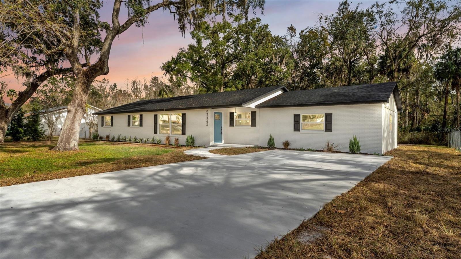 5322 Forestbrook Dr E photo 2