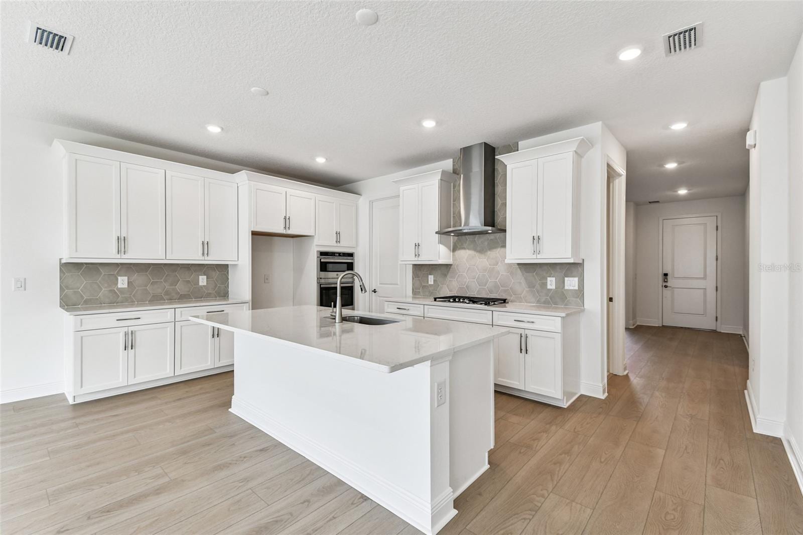 7575 Seahawk Ave photo 5