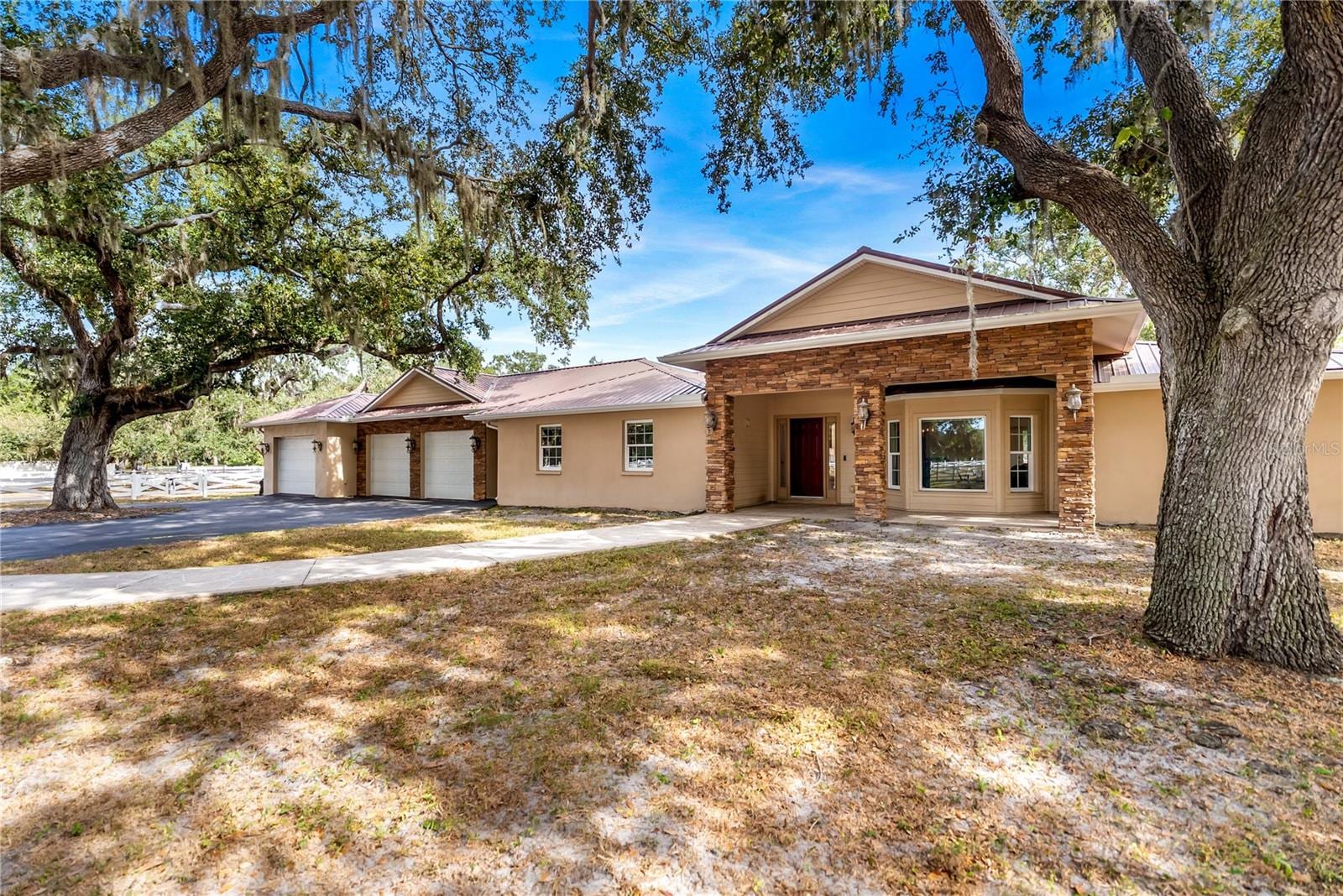 1160 Wagon Wheel Dr photo 3