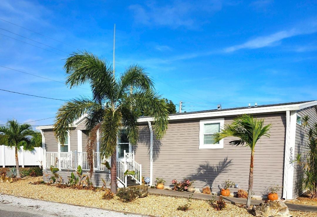 6505 Arizona St photo 2