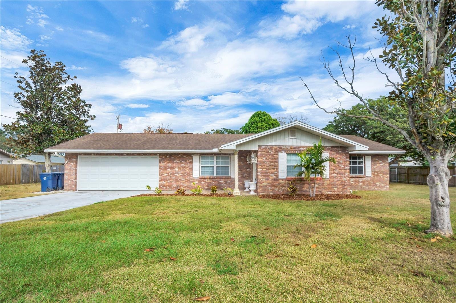 1206 Susan Ln photo 2