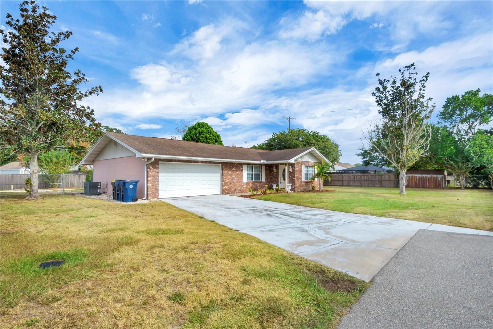 1206 Susan Ln photo 4