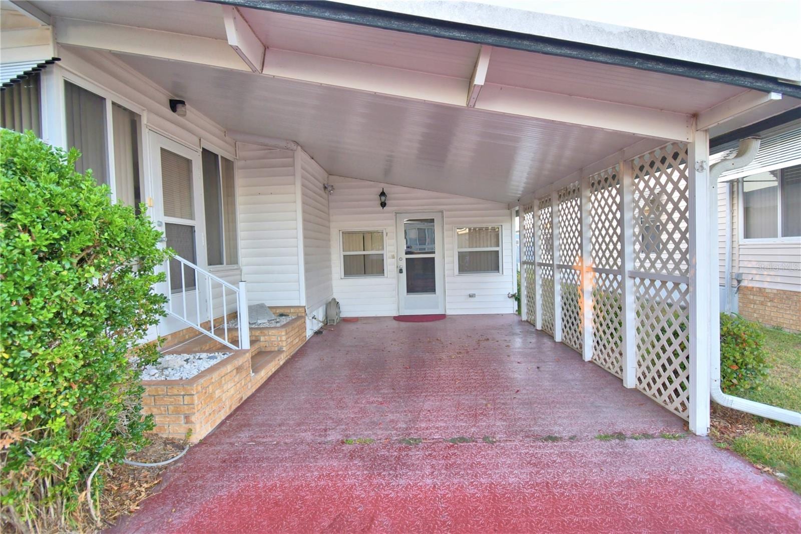 4251 Cedarwood St photo 4