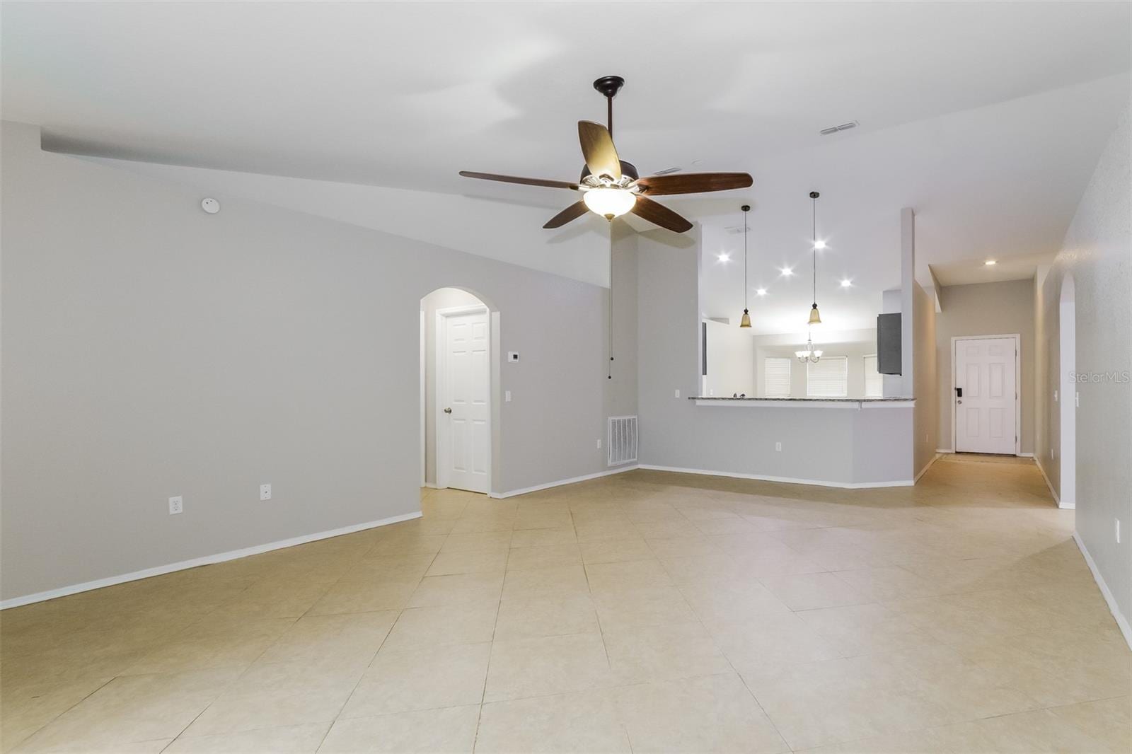 1150 High Seas St photo 4
