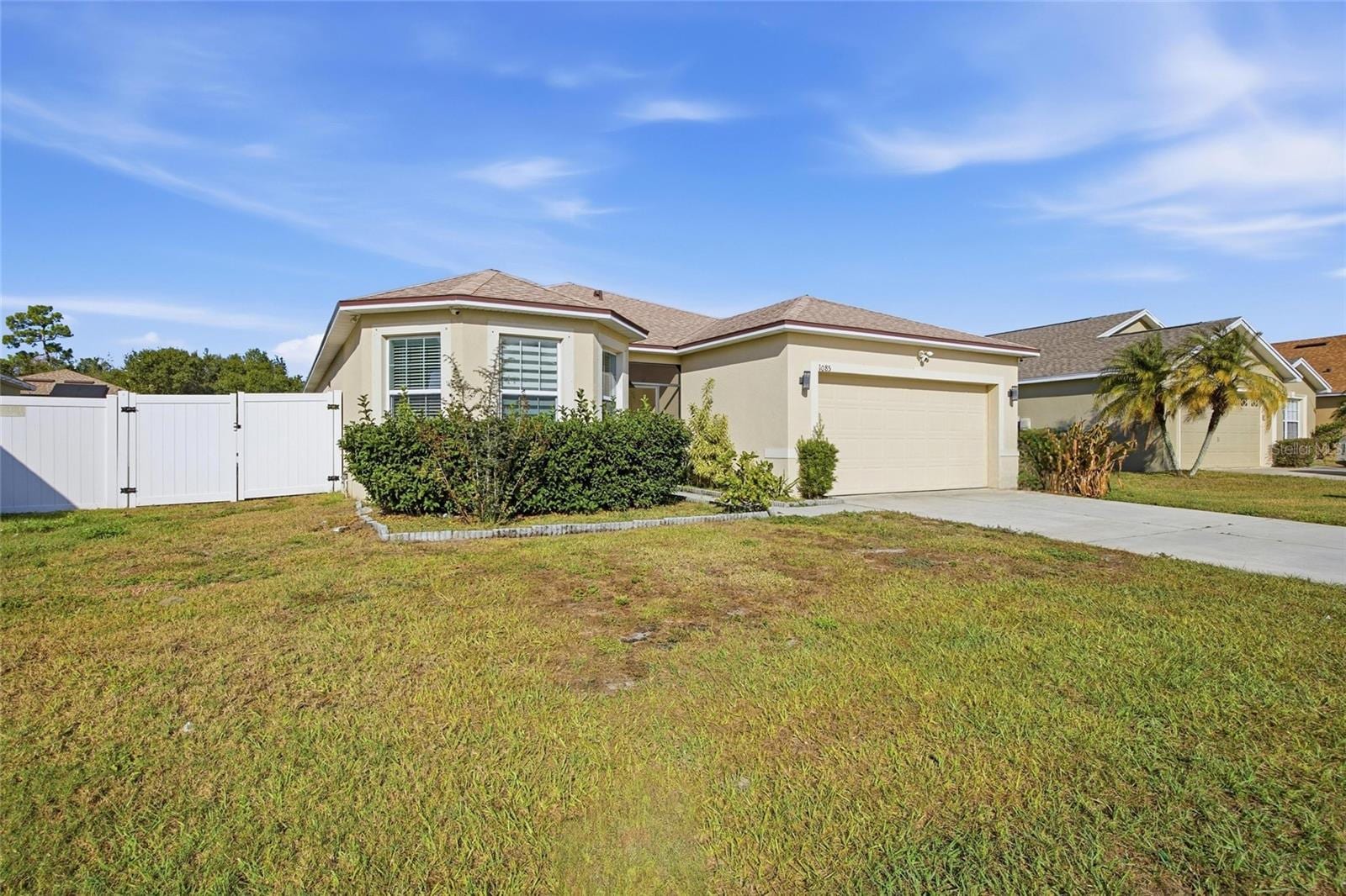 1085 Brenton Manor Dr photo 3