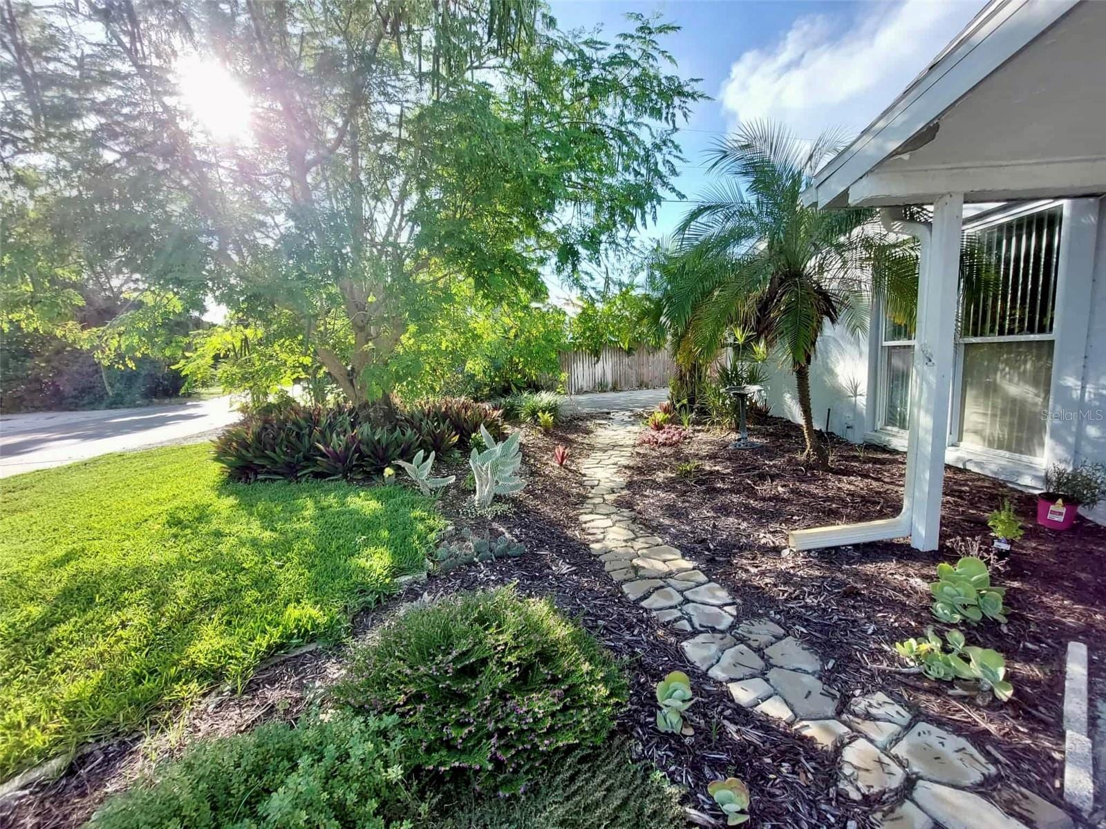 3303 Florida Blvd photo 3