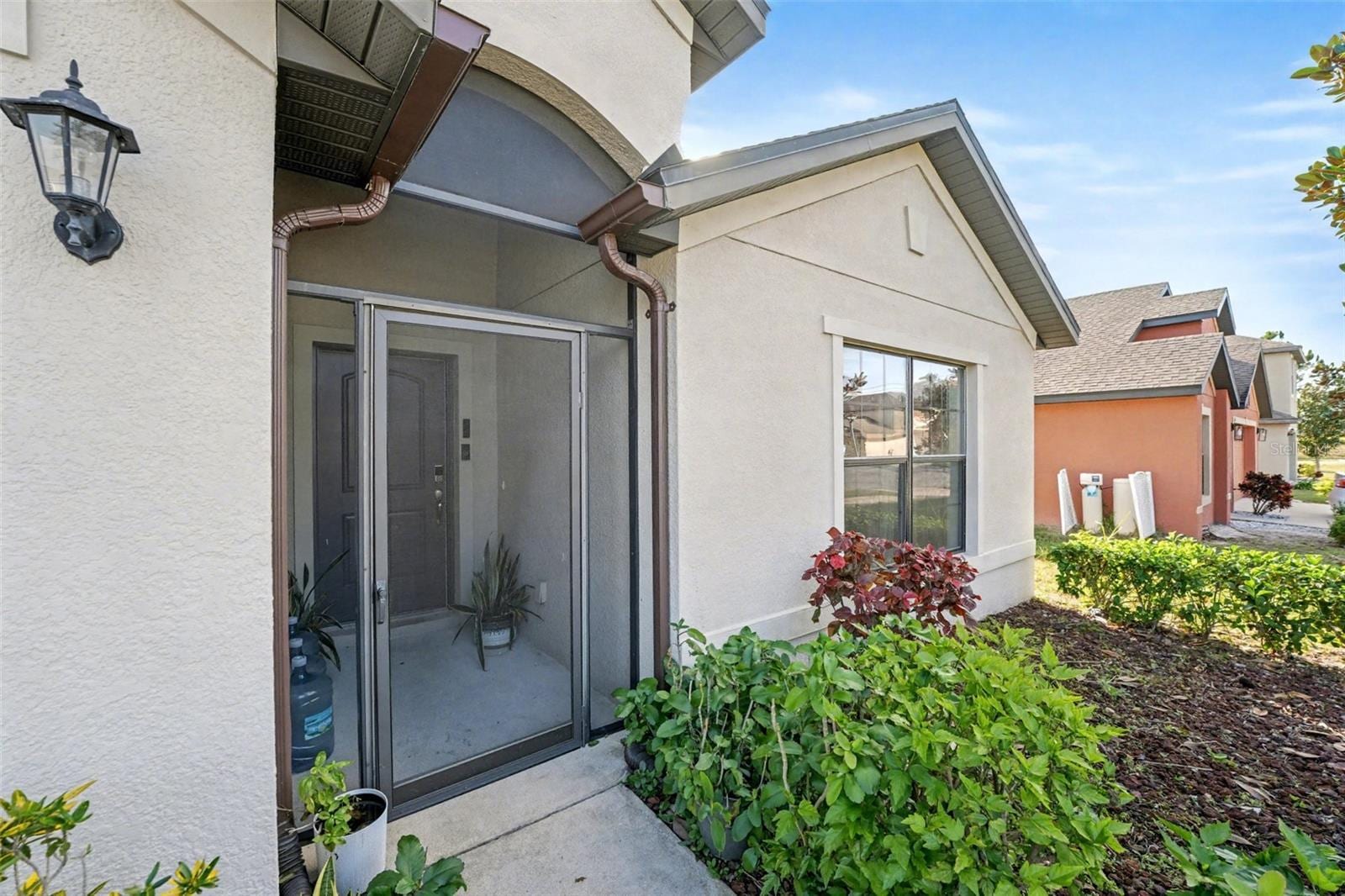 5630 Elsinore Way photo 5