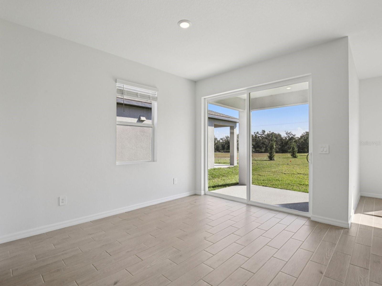 13314 Shellmore Ave photo 5