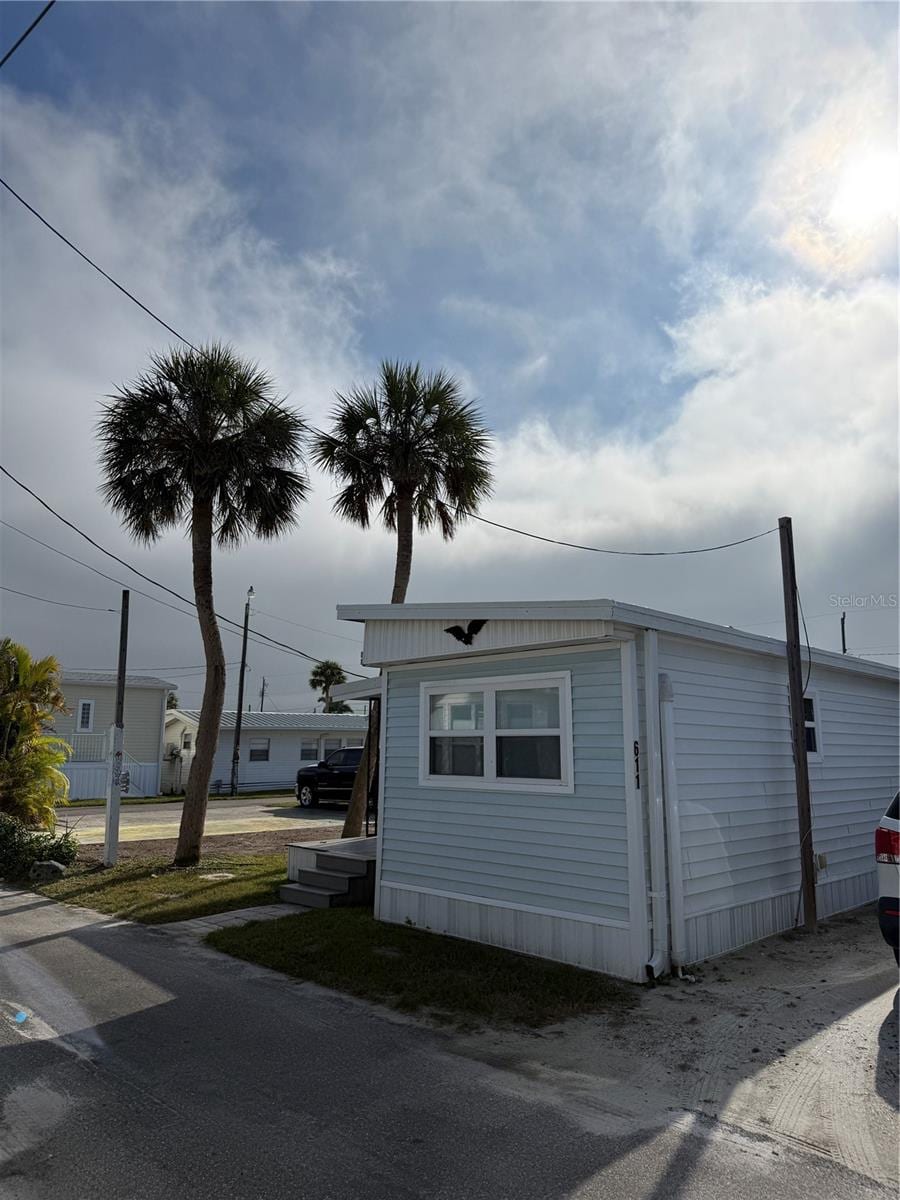 2601 Gulf Dr N #611 photo 3