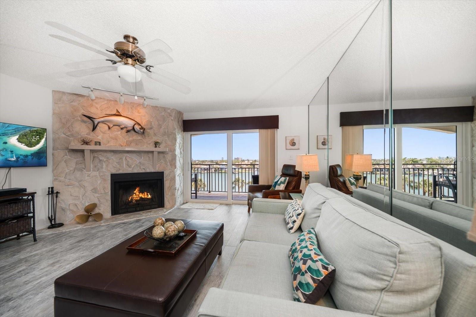 9815 Harrell Ave #503 photo 5