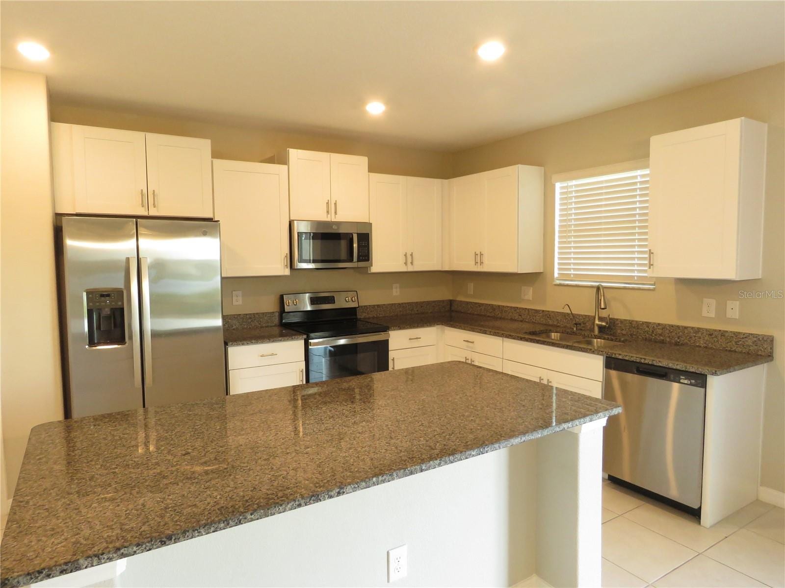 15518 Miller Creek Dr photo 4