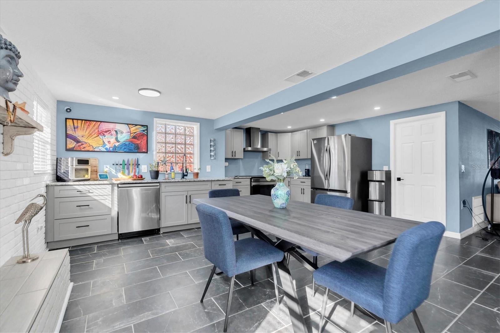 7312 Mako Dr photo 4