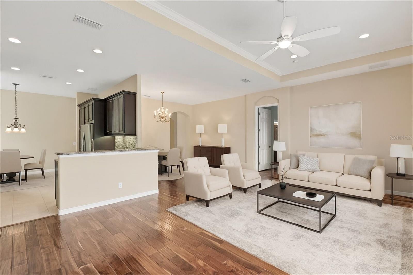 7909 Rio Bella Pl photo 4