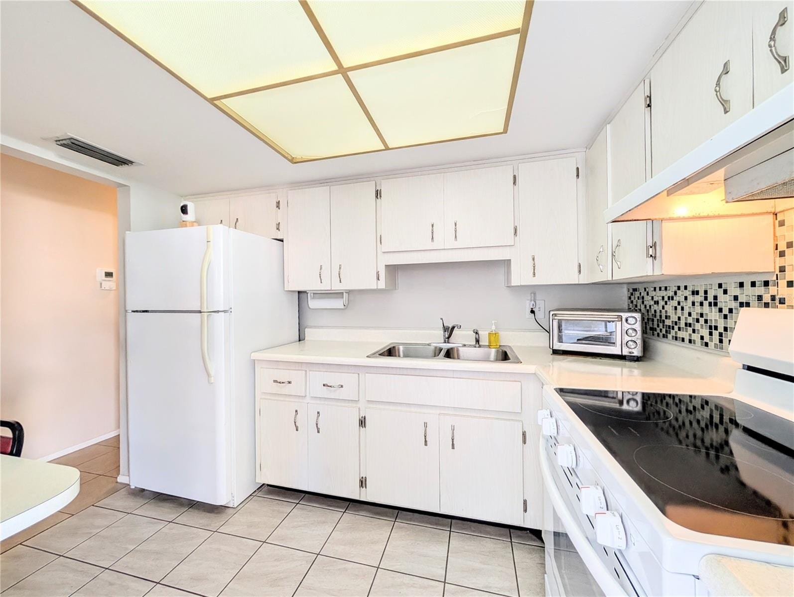 6105 Coral Way photo 3