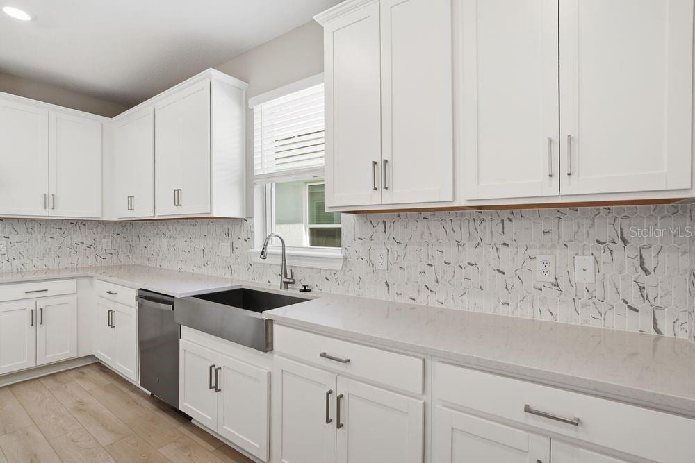 7727 Caspian St photo 3