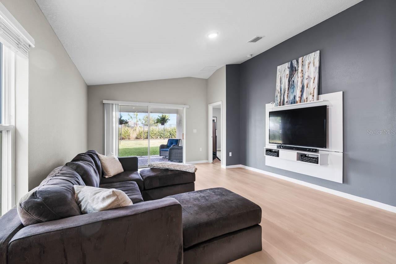 5424 Summer Sunset Dr photo 5