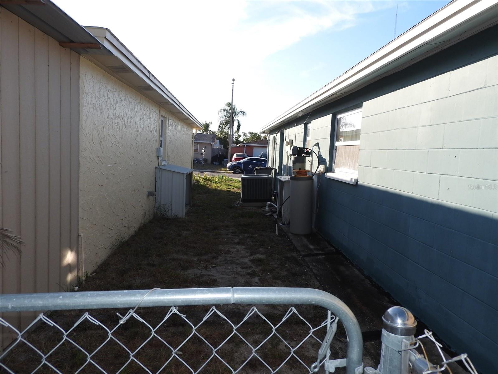 1324 Viking Dr photo 5