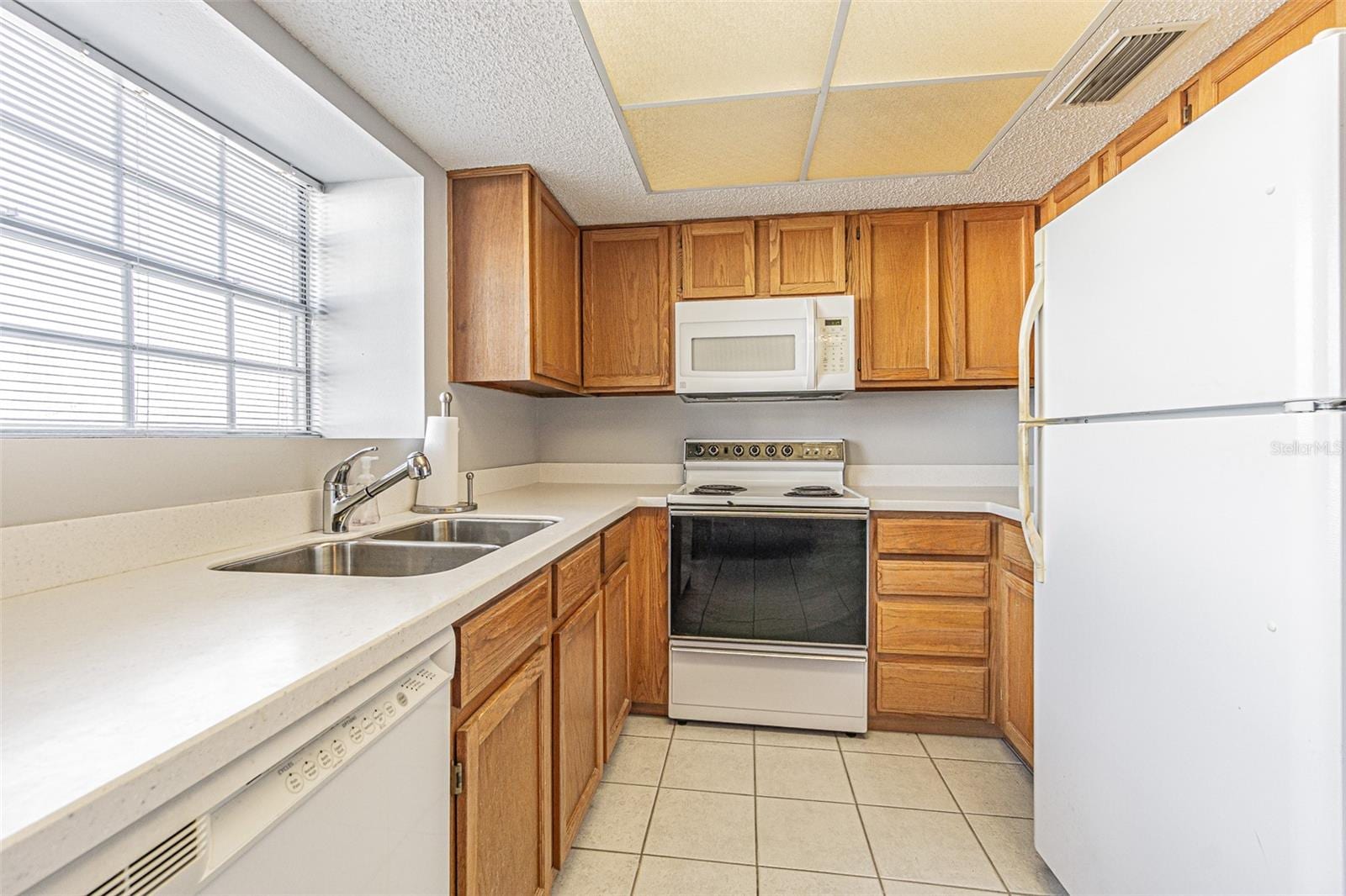 17960 Gulf Blvd #208 photo 5