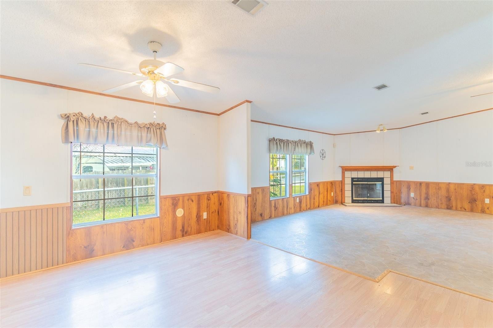 3606 Lazy Lake Dr S photo 3