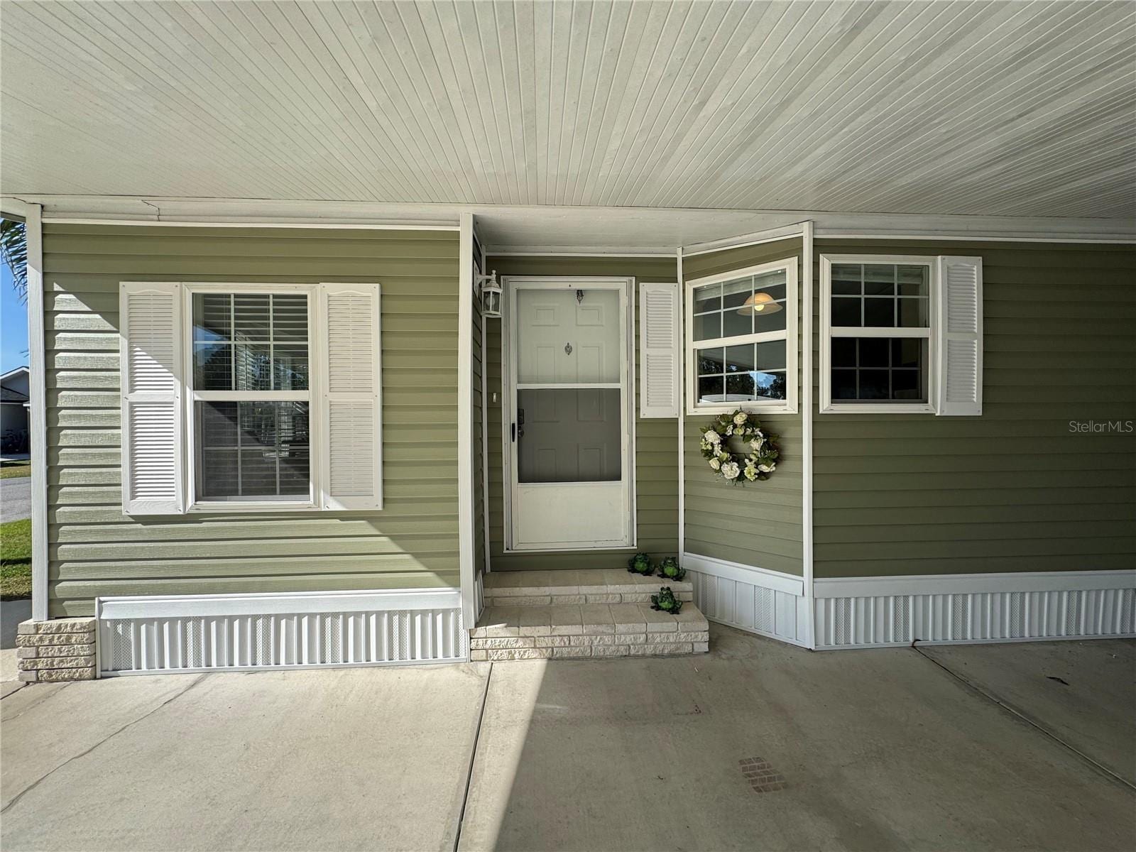 6394 Lolly Bay Loop NE photo 2