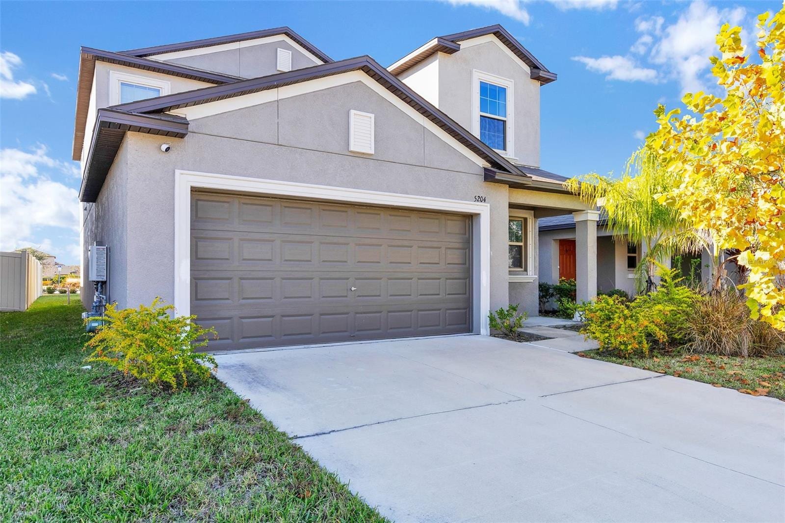 5204 White Chicory Dr photo 3